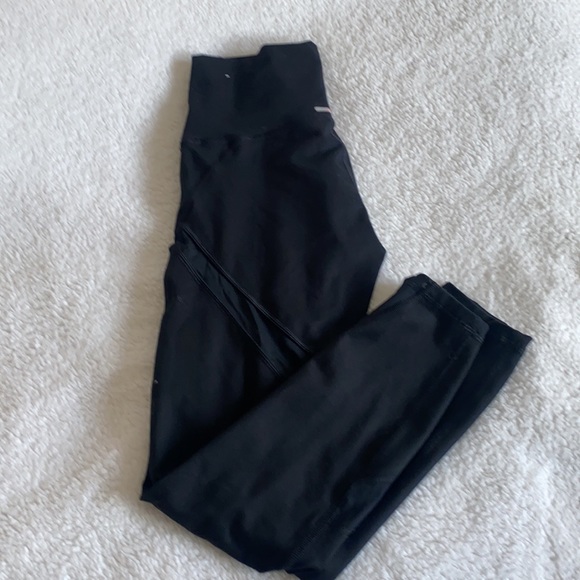 Black leggings in a small - Picture 3 of 4